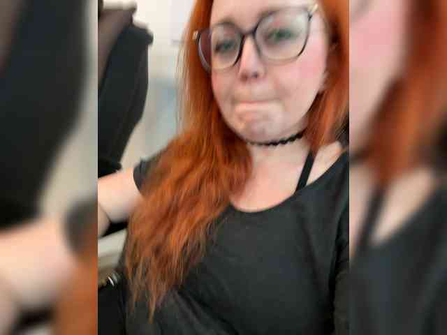 NicoleBunny24 webcam