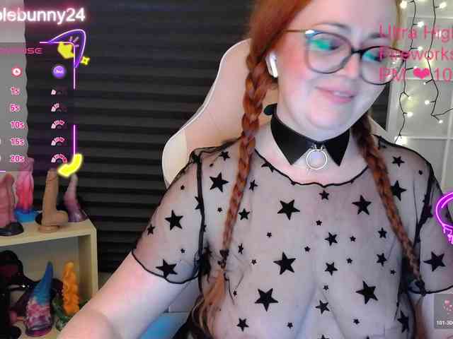 NicoleBunny24 webcam