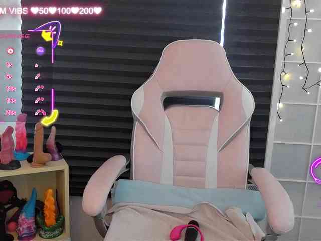 NicoleBunny24