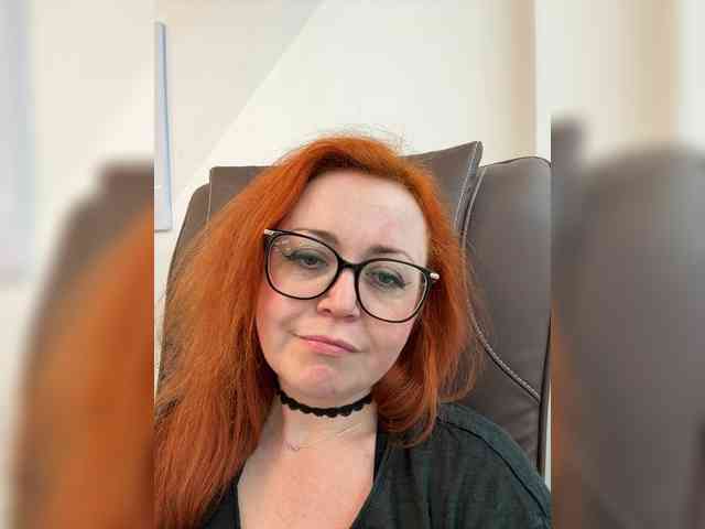 NicoleBunny24 webcam