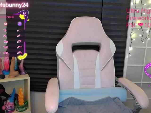 NicoleBunny24