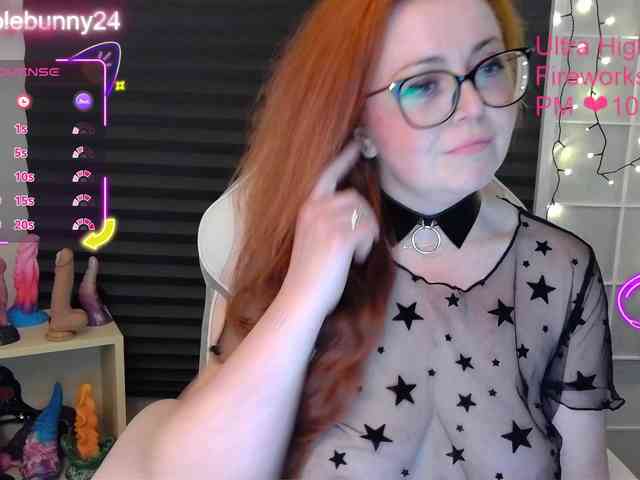 NicoleBunny24 webcam