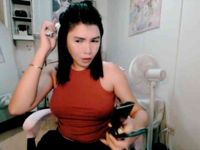 RiriStarr Live Webcam on BongaCams