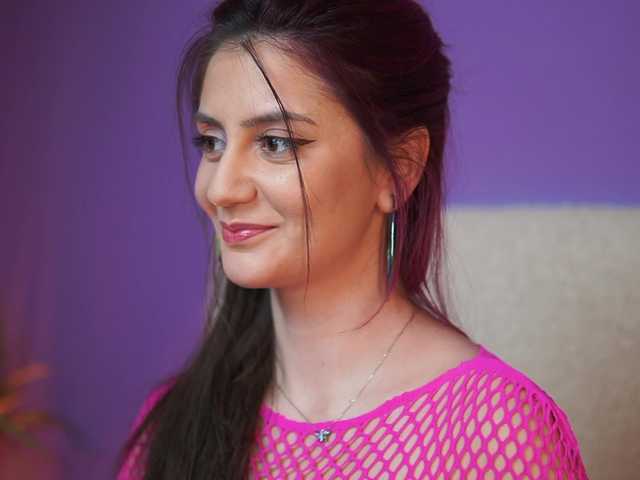 SabrinaHope's BongaCams show and profile