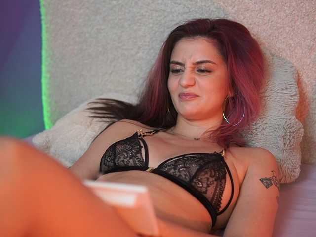 SabrinaHope live cam on BongaCams
