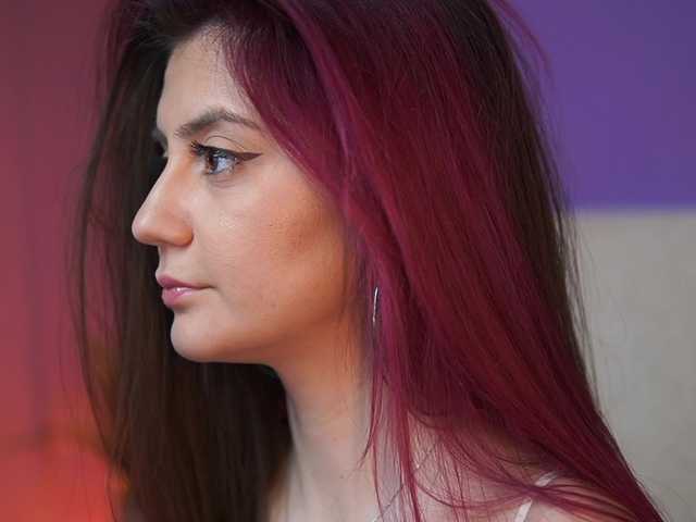 SabrinaHope's BongaCams show and profile