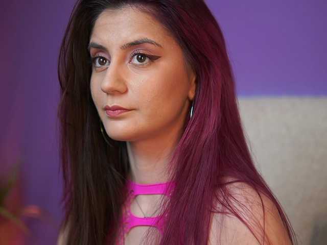 SabrinaHope's BongaCams show and profile