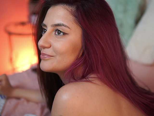 SabrinaHope's BongaCams show and profile