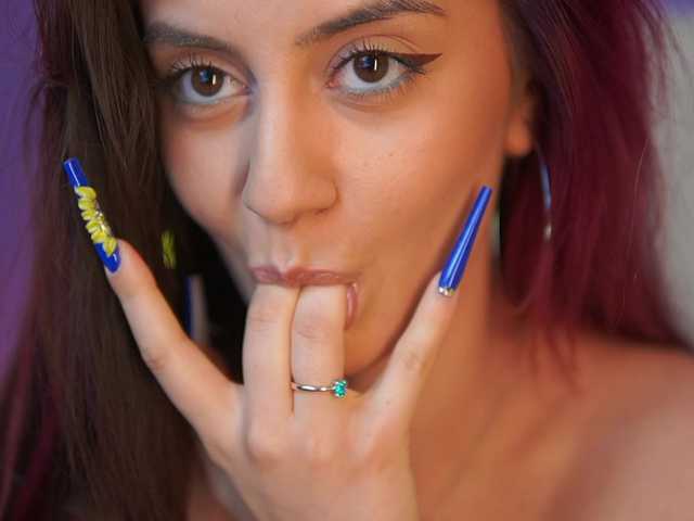 SabrinaHope's BongaCams show and profile