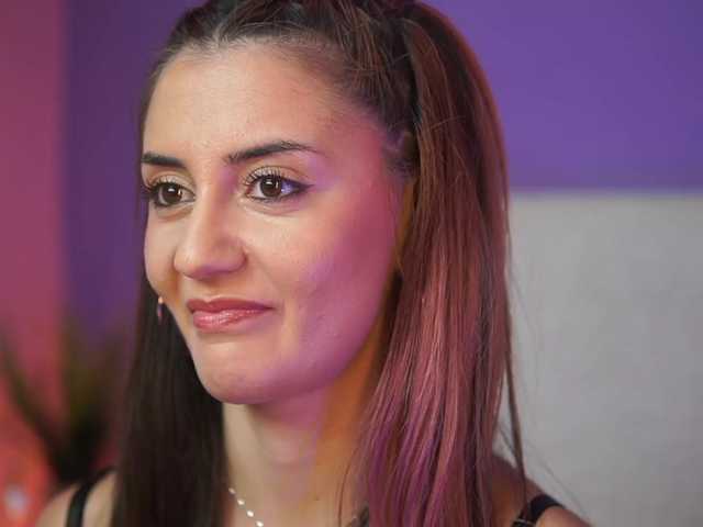 SabrinaHope, en directo ahora en BongaCams