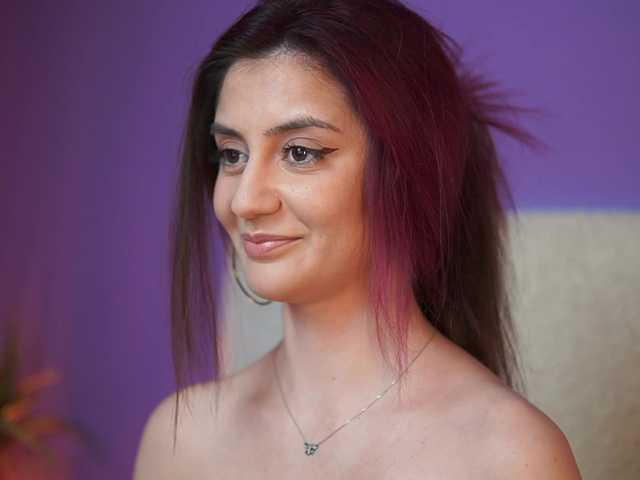 SabrinaHope's BongaCams show and profile