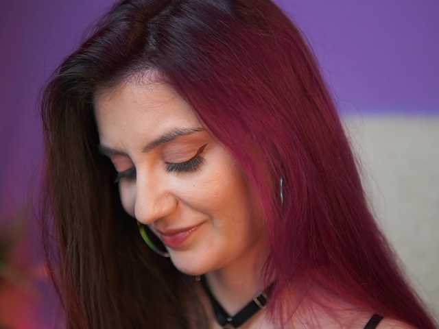 SabrinaHope's BongaCams show and profile