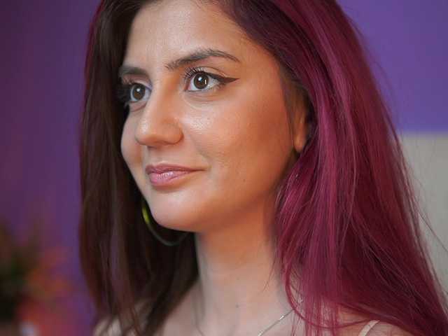 SabrinaHope's BongaCams show and profile