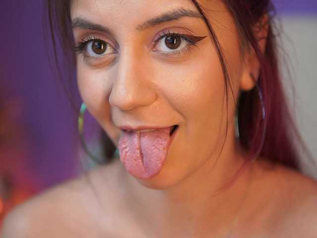 SabrinaHope's BongaCams show and profile