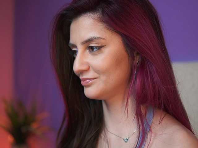 SabrinaHope's BongaCams show and profile