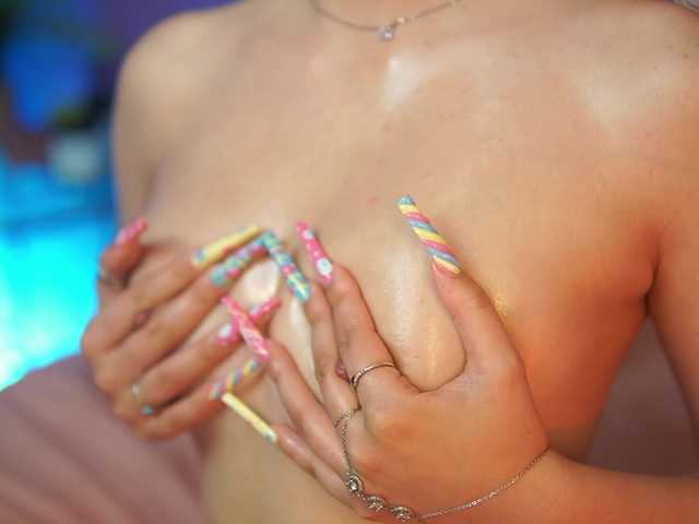 SabrinaHope live cam on BongaCams