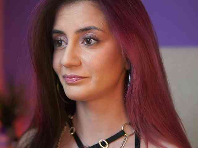SabrinaHope webcam