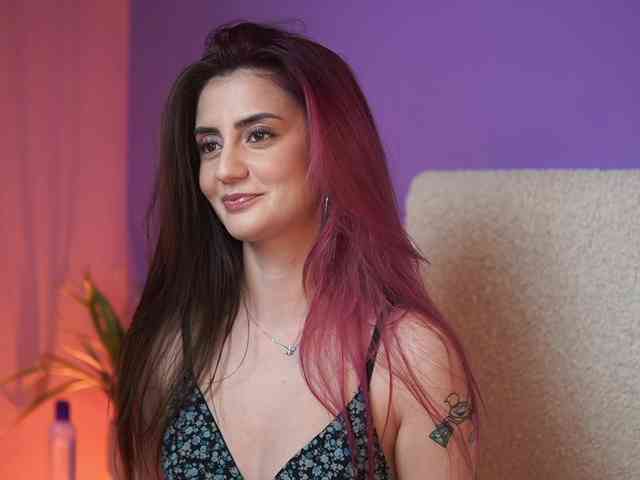 SabrinaHope webcam