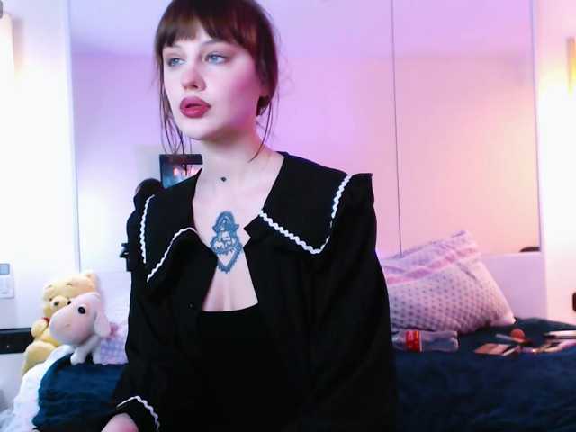 Pizda-Drozda's BongaCams show and profile