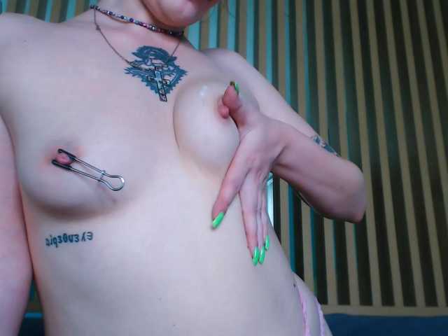 Pizda-Drozda live cam on BongaCams