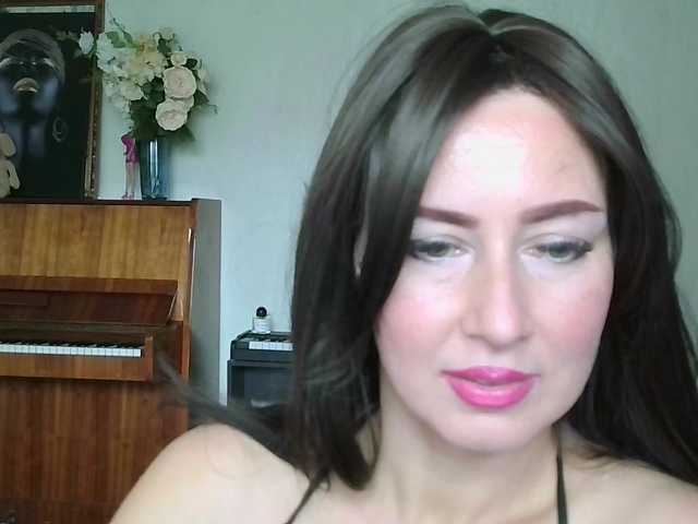 Charmingvenus11701 live cam on BongaCams