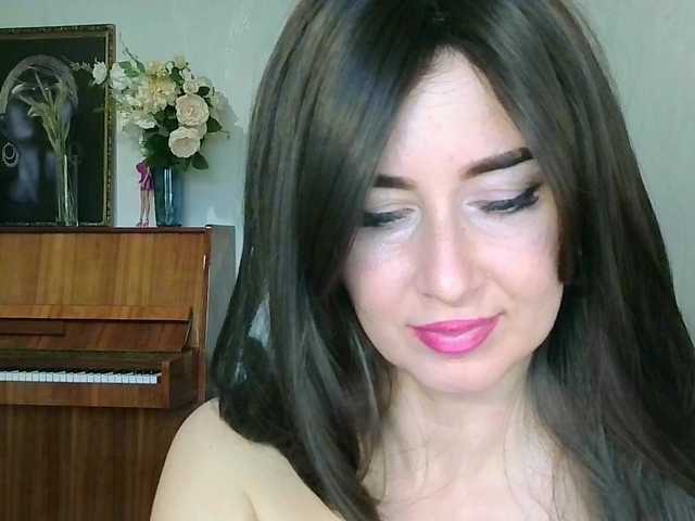 Charmingvenus11701 live webcam show