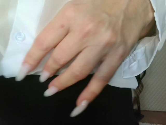 Charmingvenus11701 live cam preview