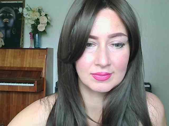 Charmingvenus11701 webcam