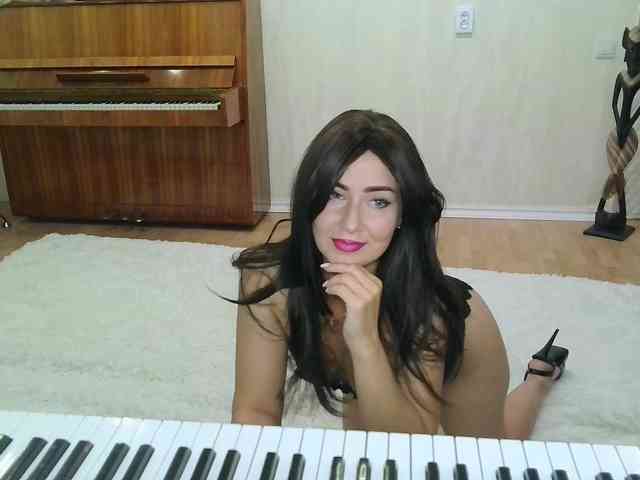 Charmingvenus11701 webcam