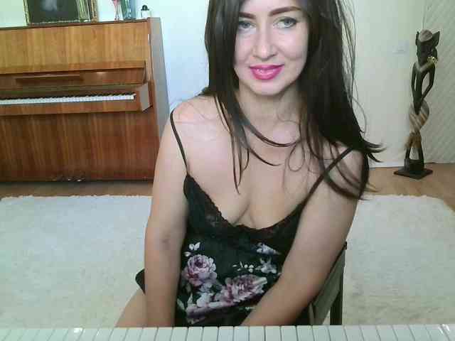 Charmingvenus11701 webcam