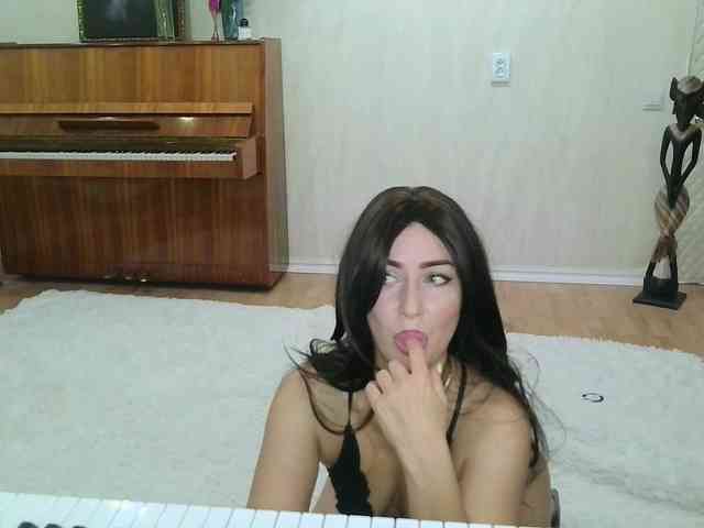 Charmingvenus11701 webcam