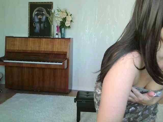 Charmingvenus11701 webcam