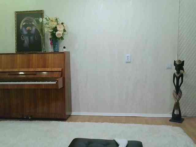 Charmingvenus11701 webcam