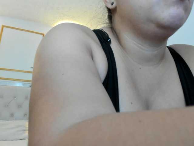 Candy-vega live webcam show