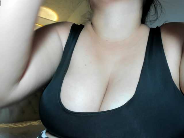 Candy-vega live cam on BongaCams