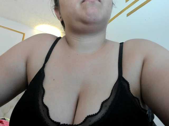 Candy-vega live cam on BongaCams
