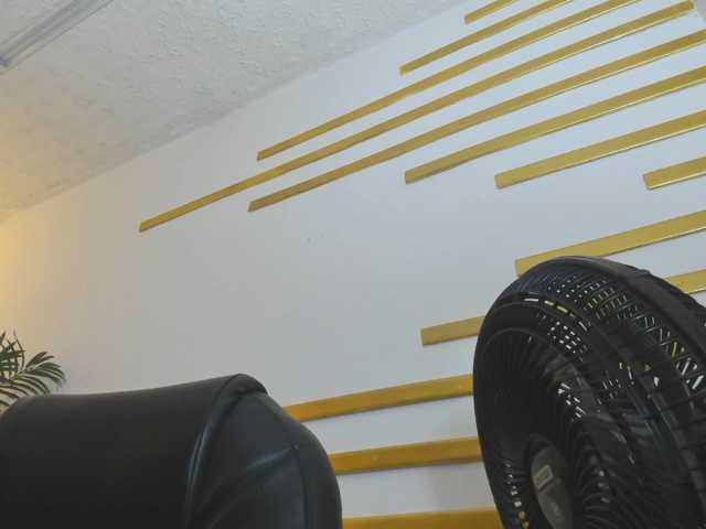 Candy-vega live cam on BongaCams