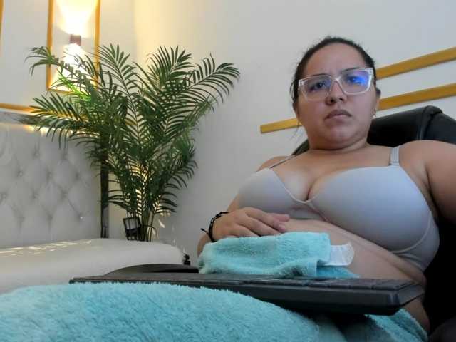 Candy-vega live cam on BongaCams