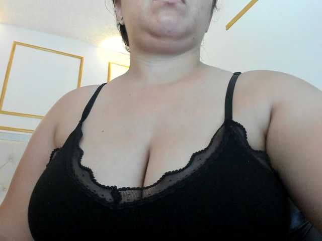 Candy-vega live cam on BongaCams