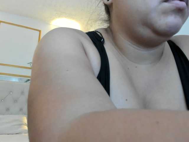 Candy-vega live cam on BongaCams