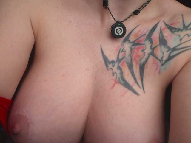 valeriaraw live cam on BongaCams
