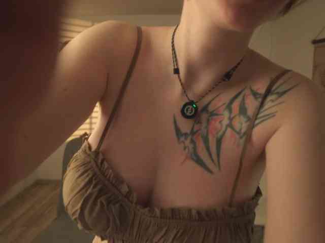 valeriaraw Live Webcam on BongaCams