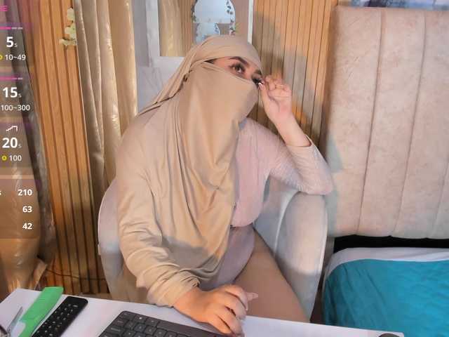 ghalia live cam on BongaCams