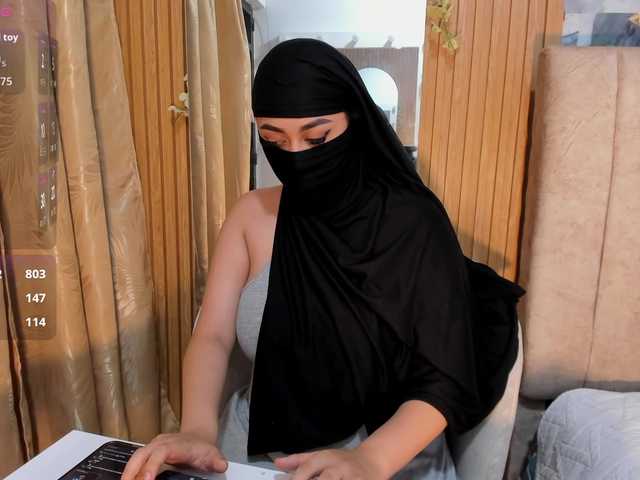 ghalia live cam on BongaCams