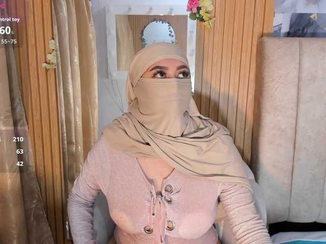 ghalia live cam on BongaCams