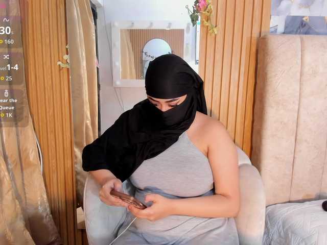 ghalia live cam on BongaCams
