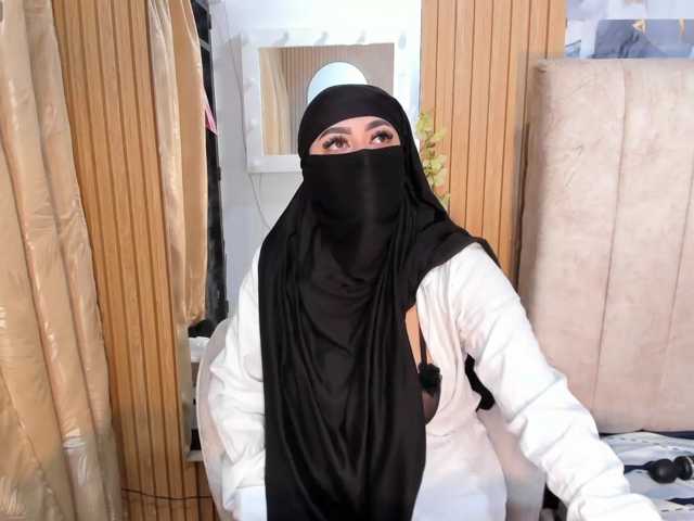 ghalia live cam on BongaCams