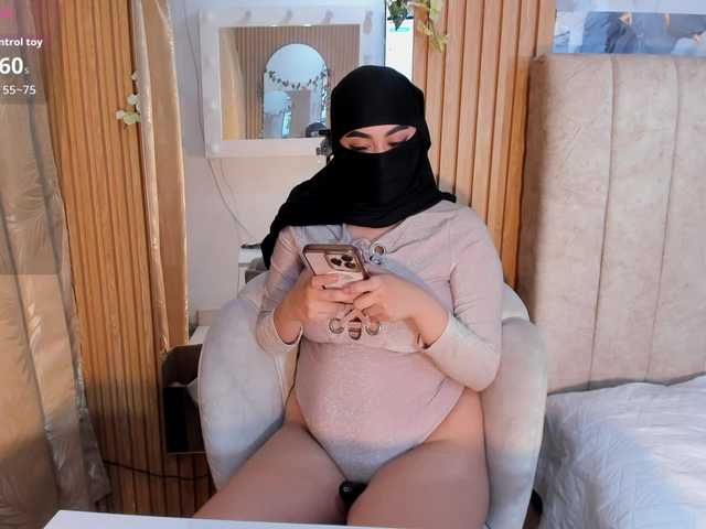 ghalia live cam on BongaCams
