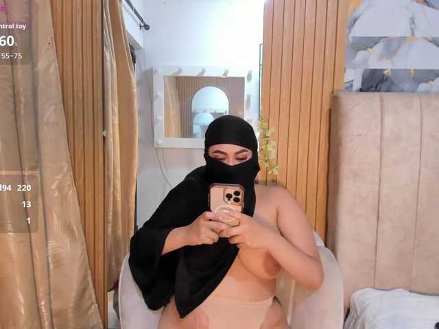 ghalia live cam on BongaCams
