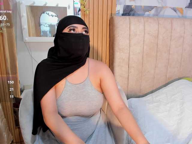 ghalia live cam on BongaCams